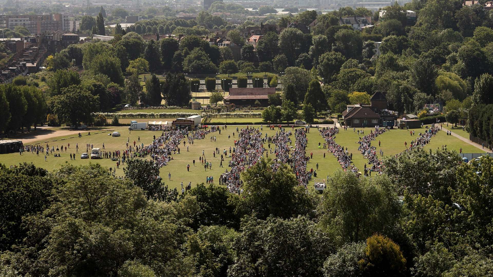 惊人薪资！吉达国民拟以年薪2000万英镑邀请富勒姆主帅席尔瓦